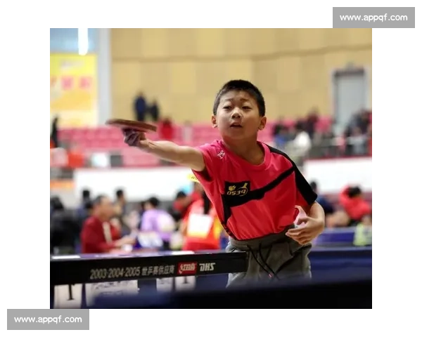 少儿乒乓球比赛精彩纷呈 展现年轻选手竞技风采与拼搏精神